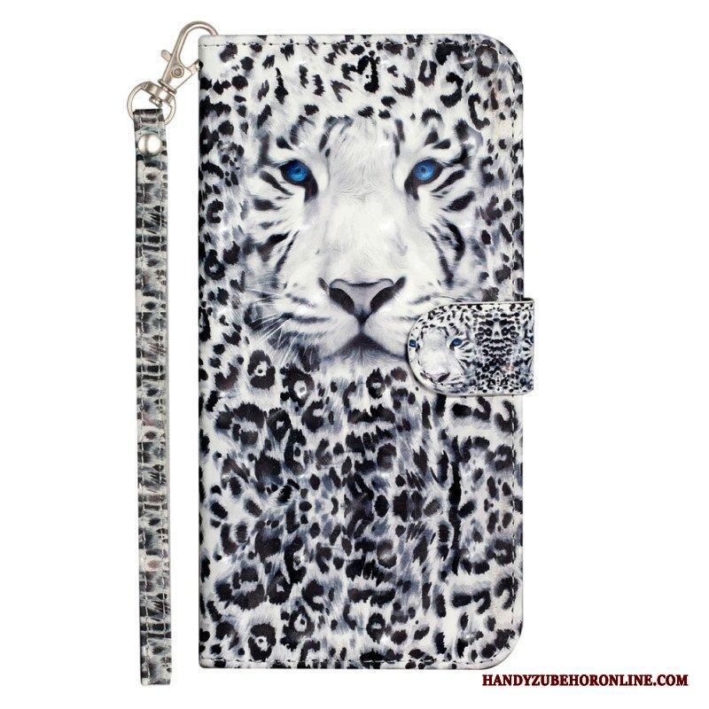 Fodral iPhone 15 Pro Med Kedjar 3d Leopard Med Rem